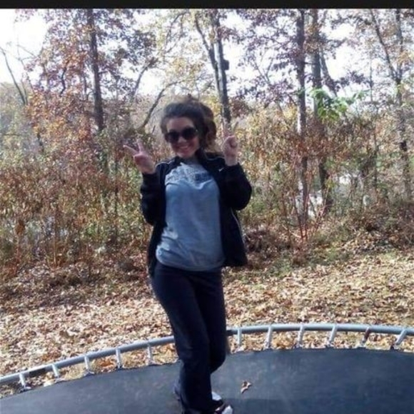 Meet your Posher, Brooke - Picture 1 of 1